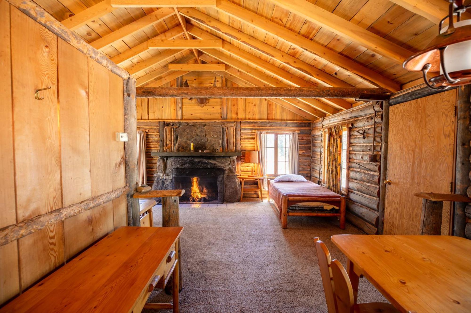 The Meeker Park Lodge Allenspark Exterior foto